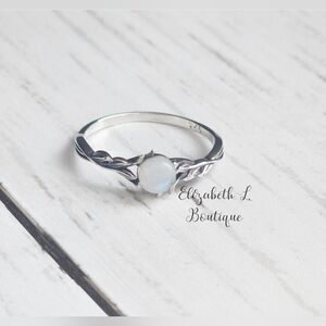 925 Sterling Silver Genuine Moonstone Ring Boutique New!